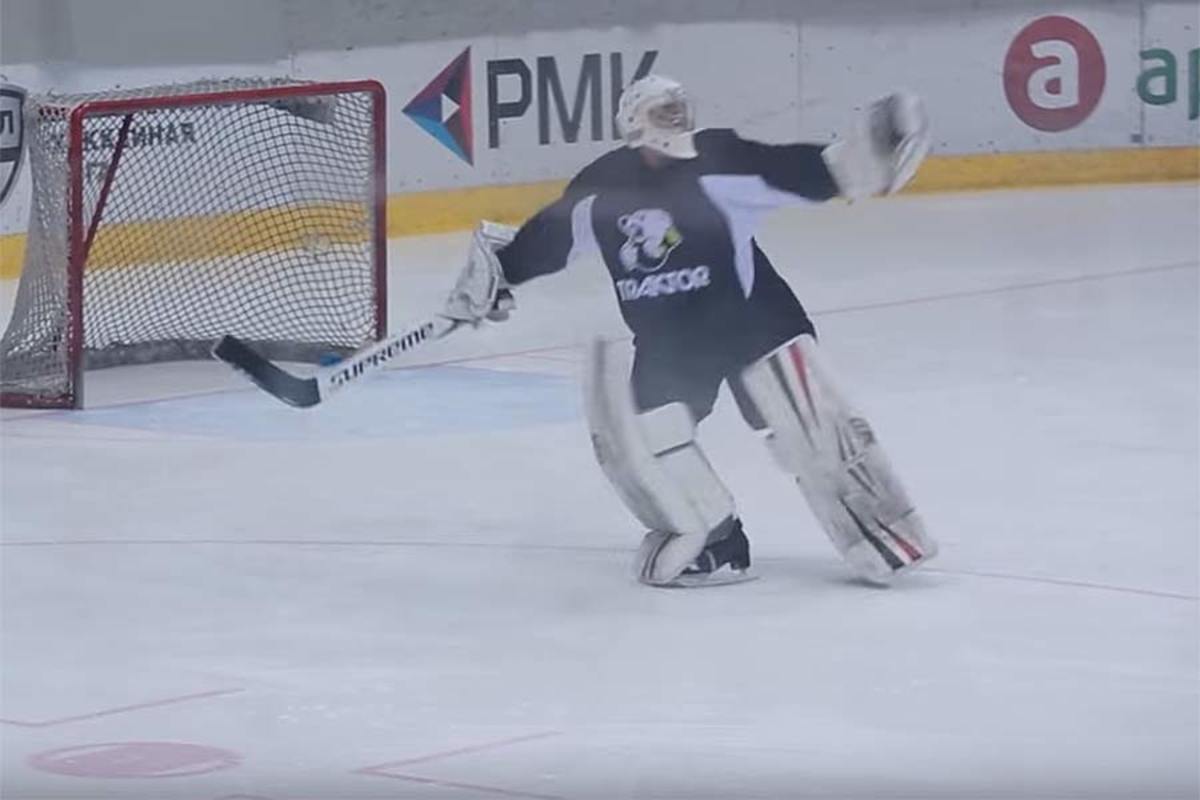 figure-skating-goalie-khl.jpg