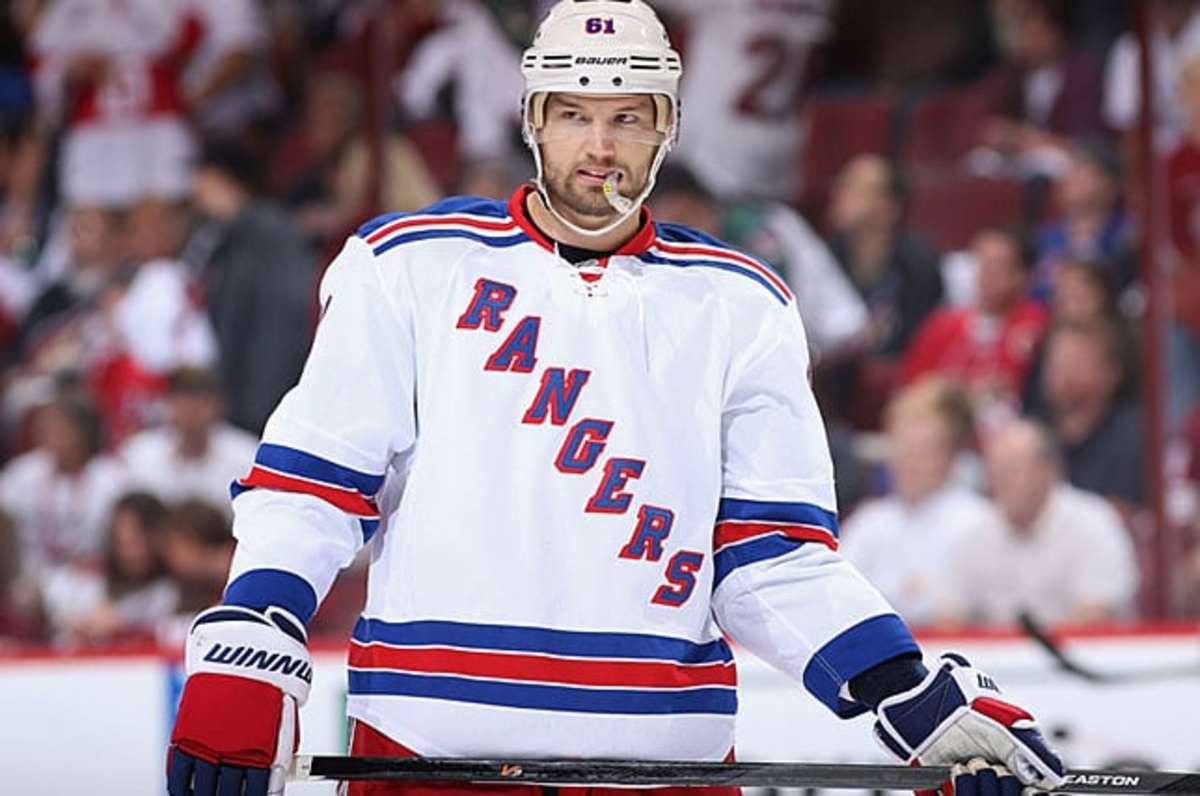 Rick Nash back in Rangers' lineup