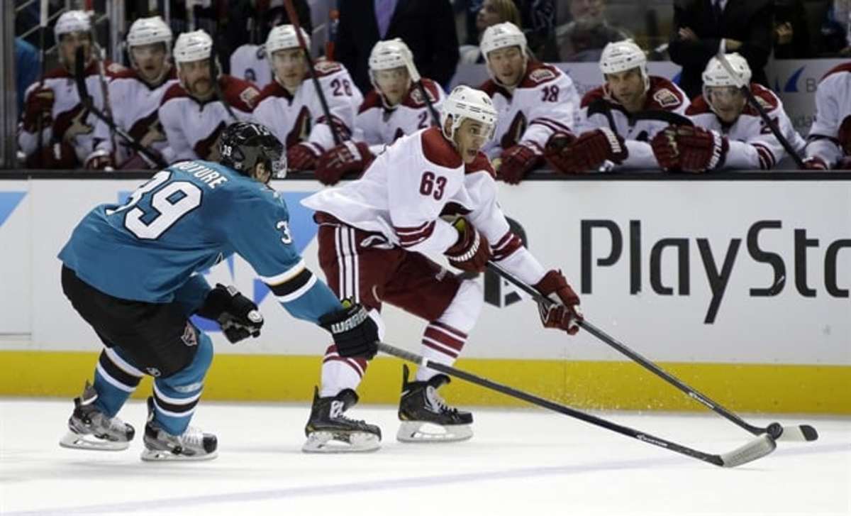 Vermette Scores In Regulation, Adds Shootout Winner As Coyotes Beat ...