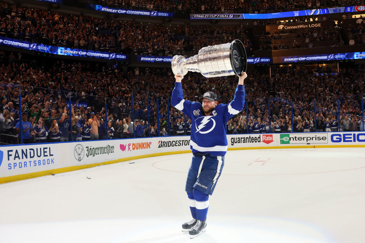 Photos: Bolts Celebrate Stanley Cup Win With Fans At Tampa