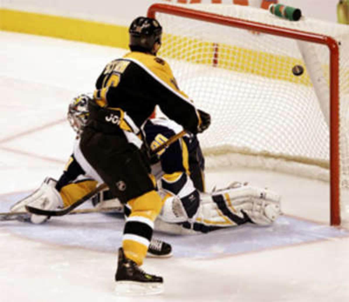 Sturm Scores Shootout Winner As Bruins Edge First-place Sabres 3-2 ...