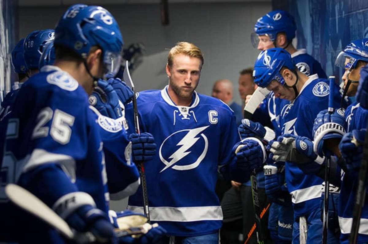 Do NHL Refs and Linesmen Need A Tune-Up? - Bolts by the Bay - A Tampa Bay  Lightning Fan Site - News, Blogs, Opinion and More