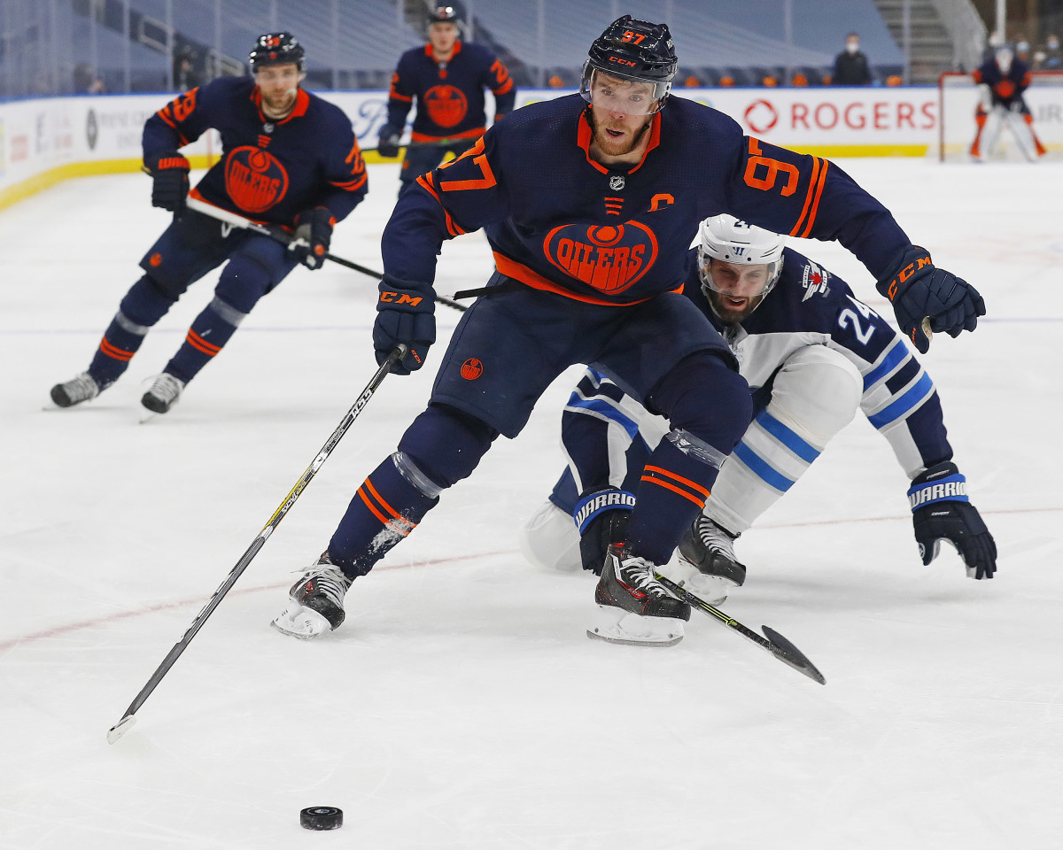 Виннипег джетс эдмонтон ойлерз матч. Connor MCDAVID. Лучшие хоккеисты планеты. Colton from Edmonton.