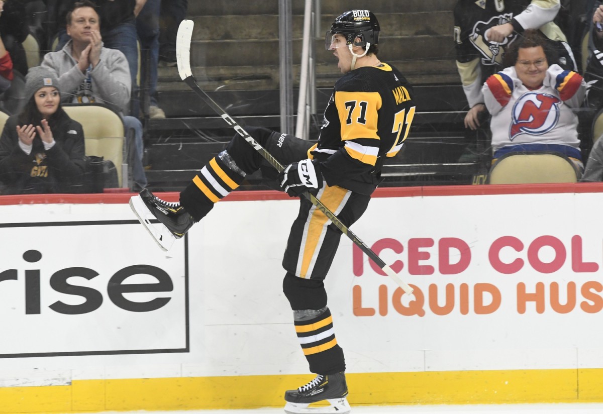 Pittsburgh Penguins Among Best Odds To Win Stanley Cup The Hockey News Pittsburgh Penguins 