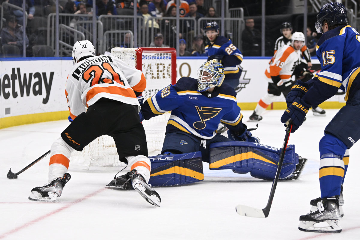 Binnington Comes Up Large For Blues In 4-2 Win Over Flyers - The Hockey ...