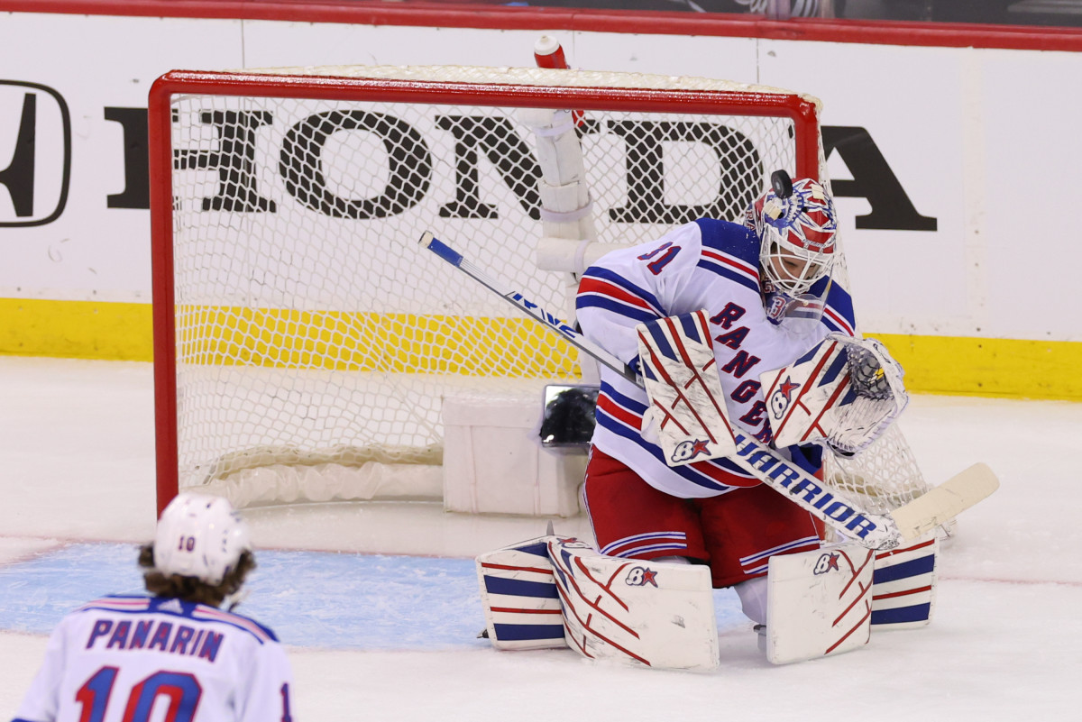 Rangers beat Bruins 4-0 in Panarin's first game back,  KSEE24