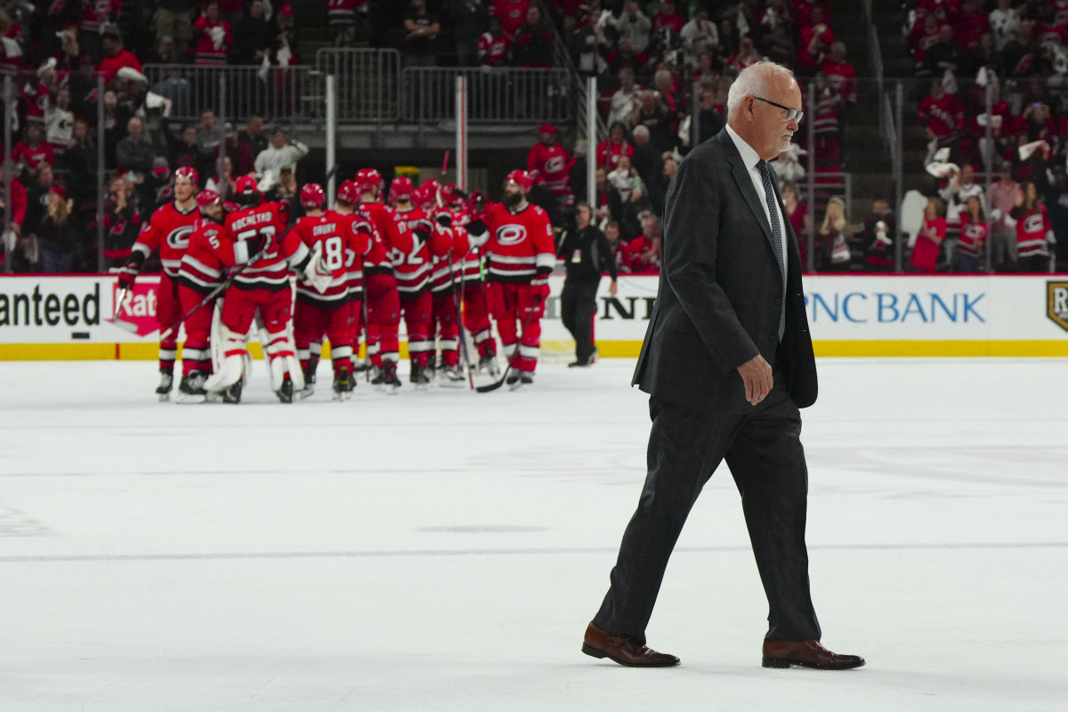 May 5, 2023; Raleigh, North Carolina, USA; New Jersey Devils head coach Lindy Ruff walks off after the Devils loss to the Carolina Hurricanes in game two of the second round of the 2023 Stanley Cup Playoffs at PNC Arena. Mandatory Credit: James Guillory-USA TODAY Sports