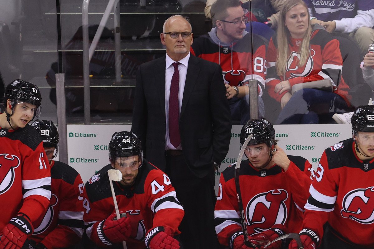 Devils interviewed Rangers' Lindy Ruff for head coaching job