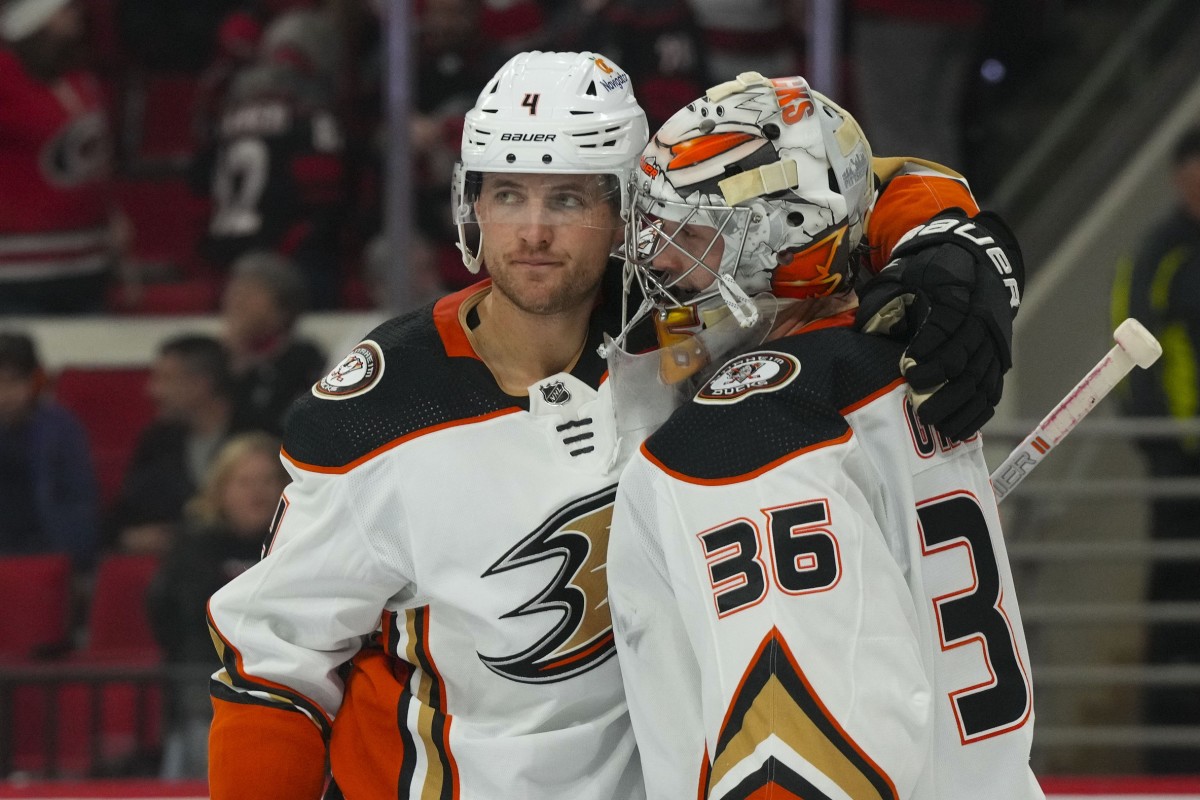 John Gibson's future with the Ducks, free agency and other mailbag