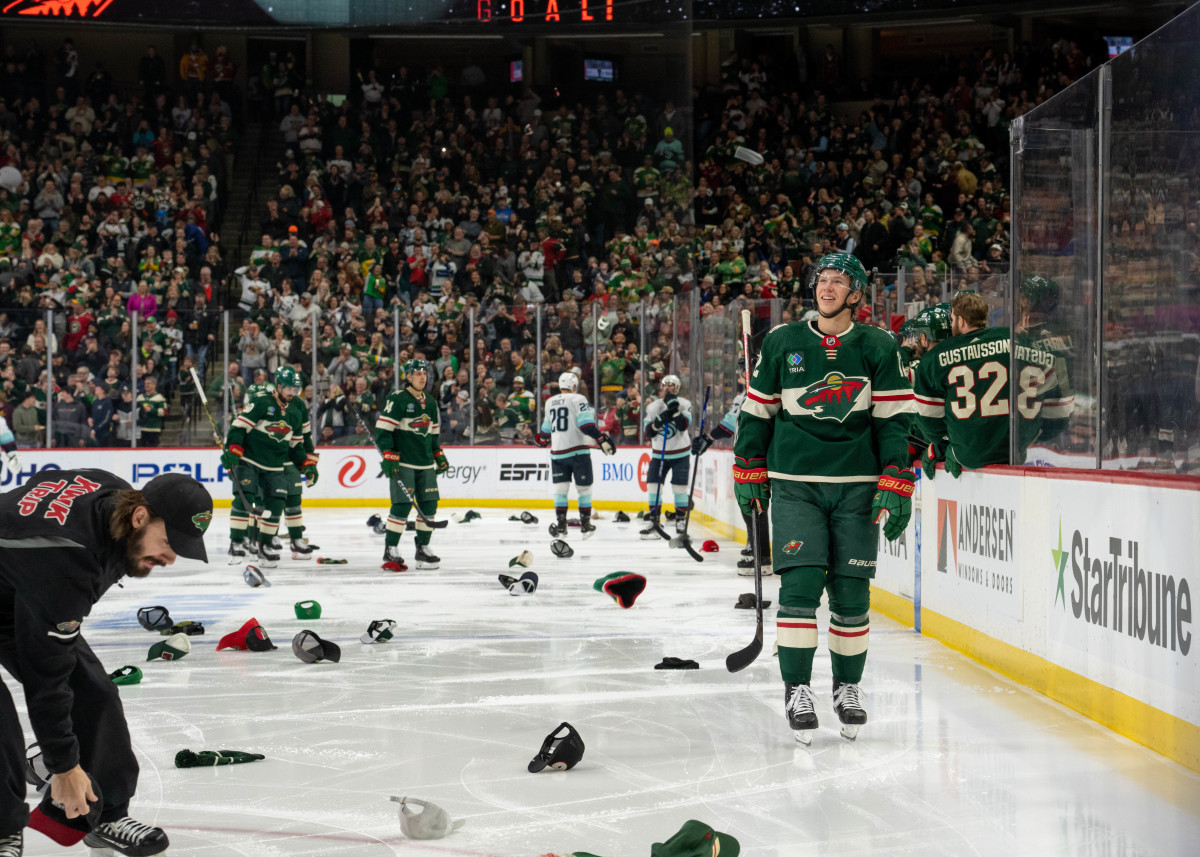 Minnesota Wild on X: This weekend is going to be one for the ages 🤩 join  us for the Crazy Game Of Hockey with new celebs announced, a chance to get  this