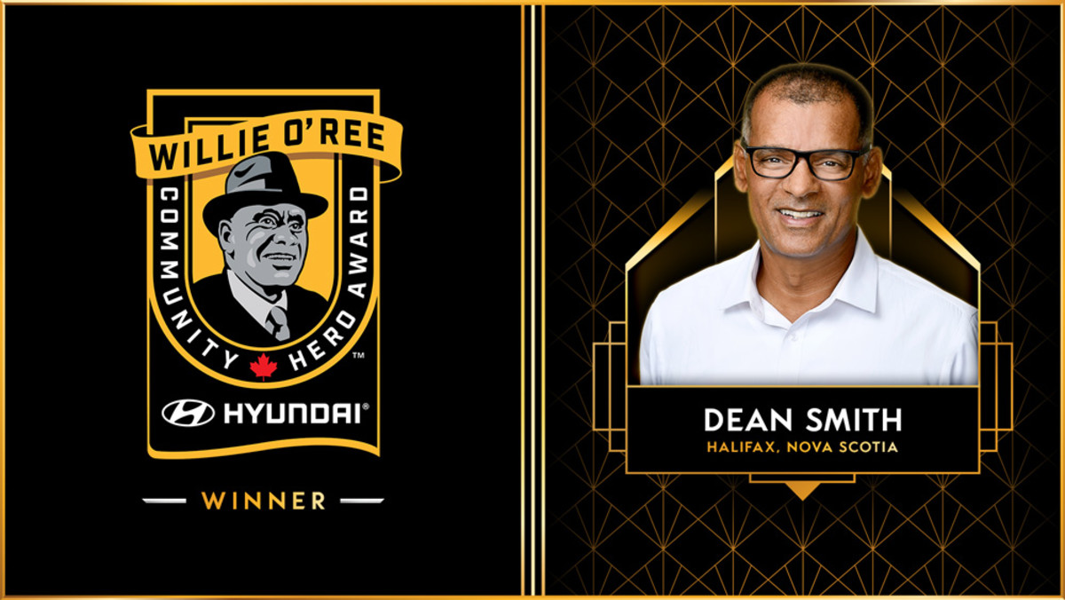 NHL on X: Not all heroes wear capes. 🦸 #NHLAwards Congratulations to our  community heroes, Jason McCrimmon (US) and Dean Smith (CAN) for winning the  2023 Willie O'Ree Community Hero Award, presented
