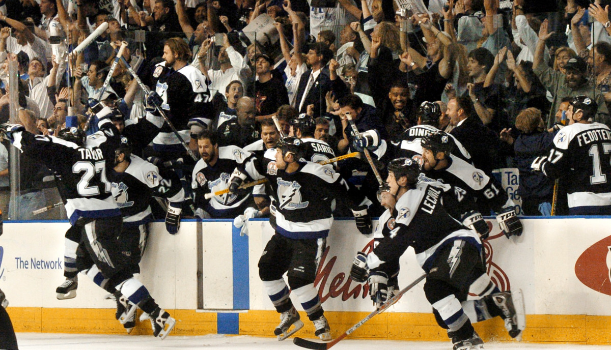 SI Vault story: Tampa Bay Lightning win first Stanley Cup - Sports  Illustrated