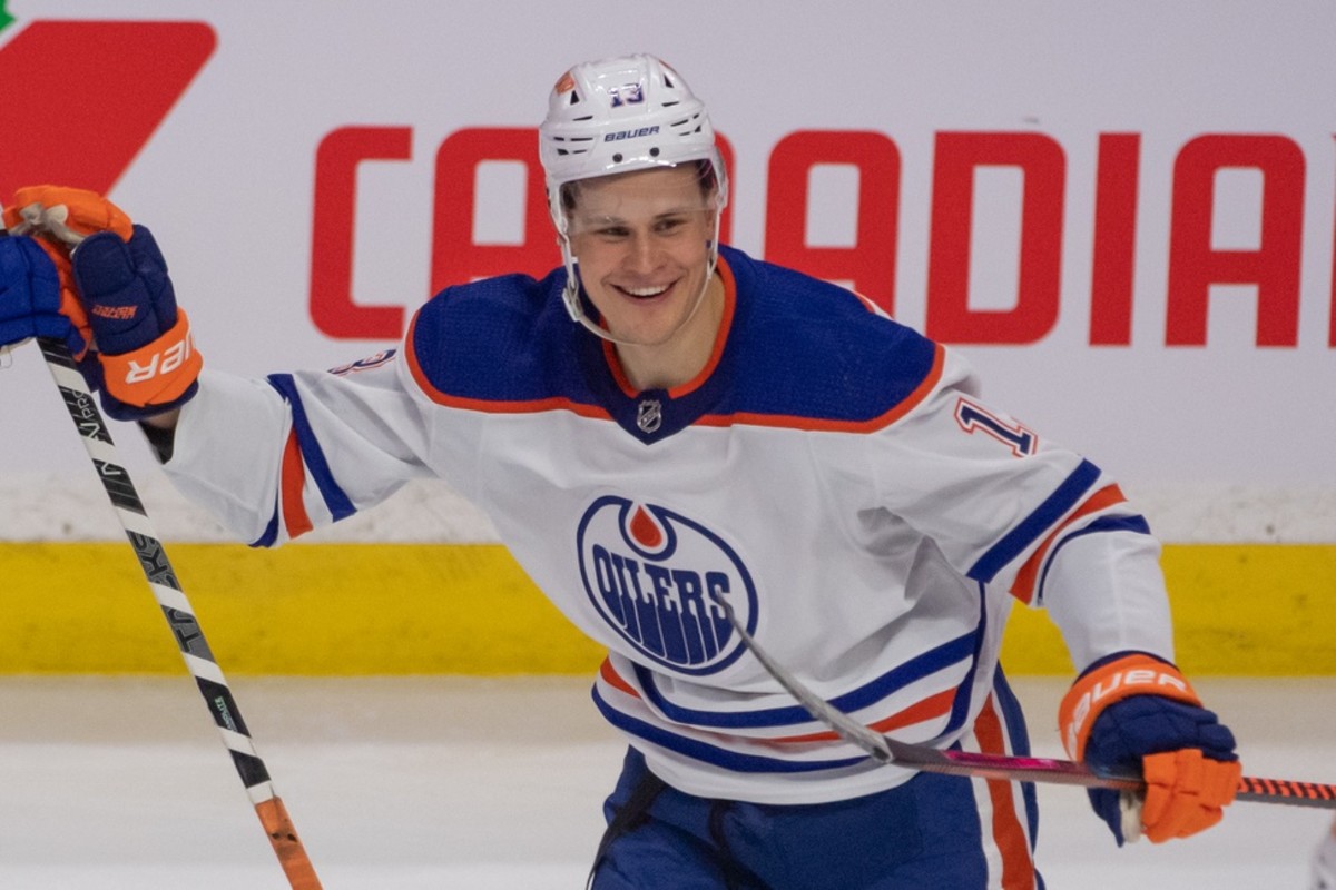 Former Oilers Who Are Still Free Agents