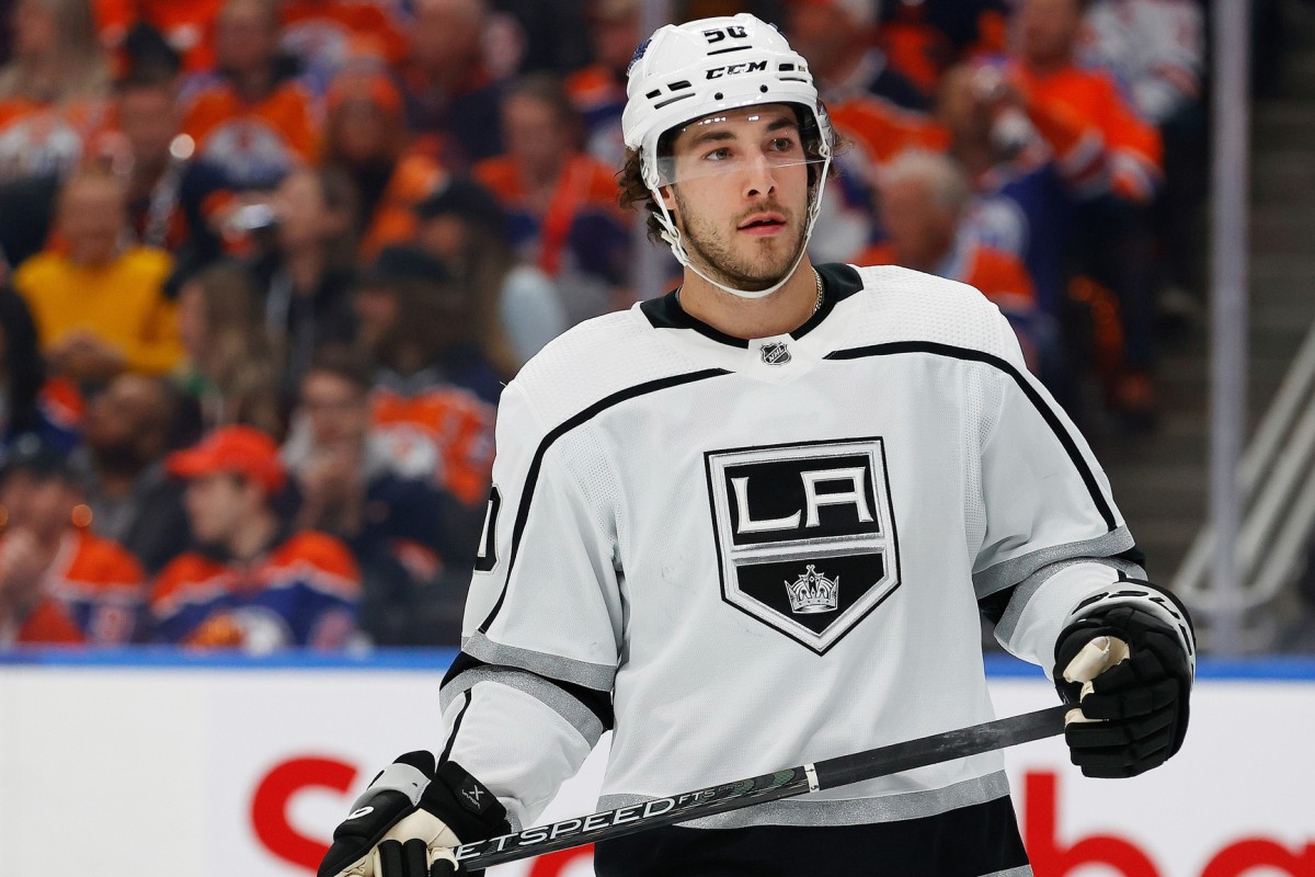 LA Kings Notes: Durzi Trade, Jets Trade Partners & More - Los Angeles ...