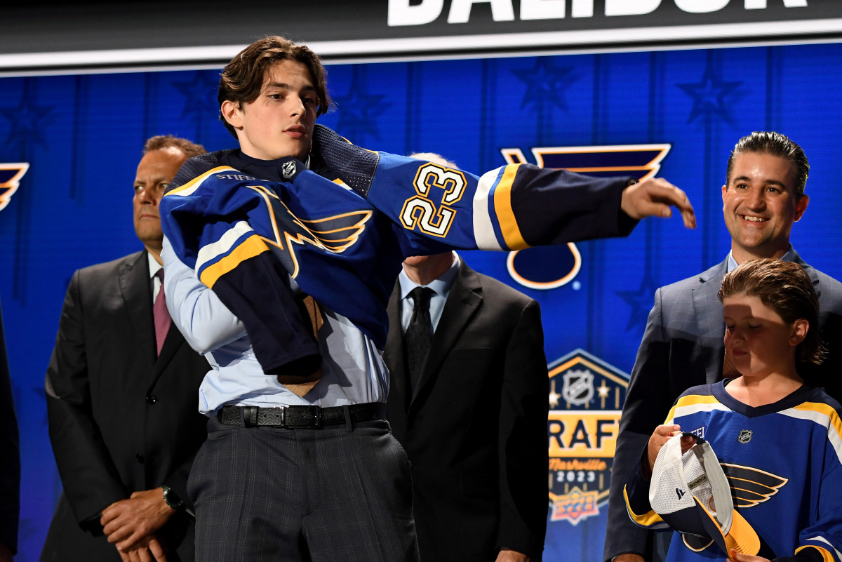 Blues take Dvorsky with No. 10 pick The Hockey News St. Louis Blues