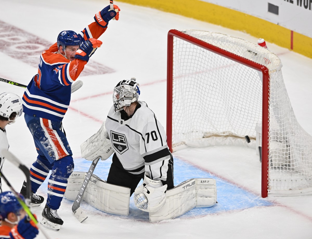 LA Kings News: NHL Writer Believes LA is in No Rush to Seek Goalie This  Summer - Los Angeles Kings News, Analysis and More