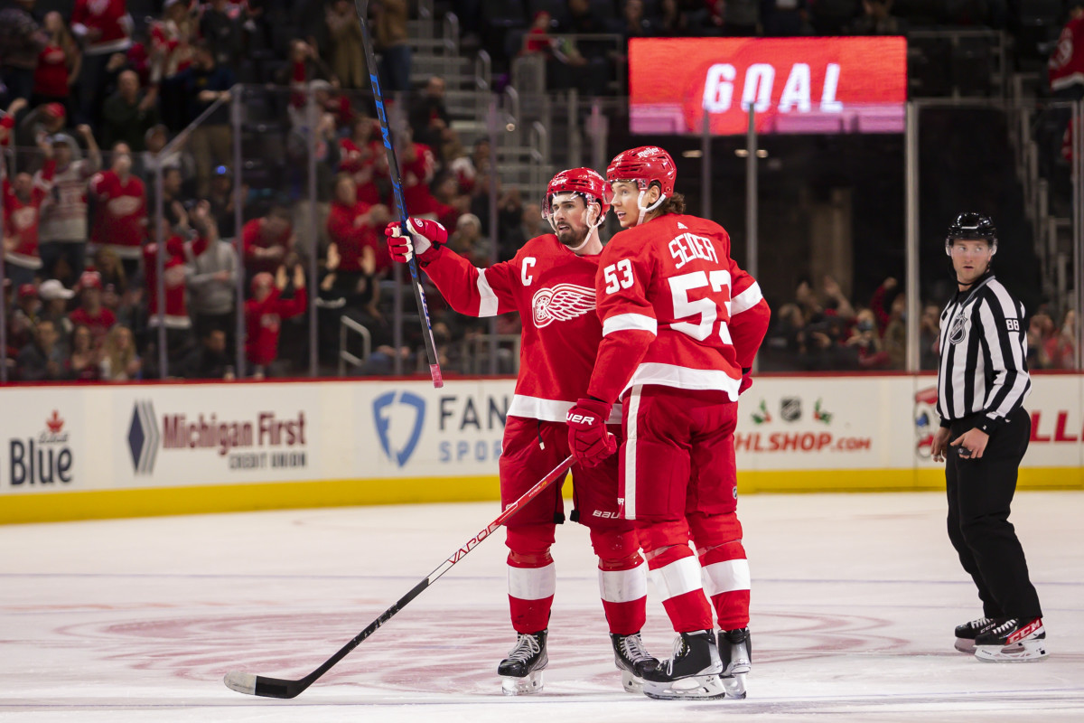 Detroit Red Wings' Moritz Seider continues strong play in Sweden