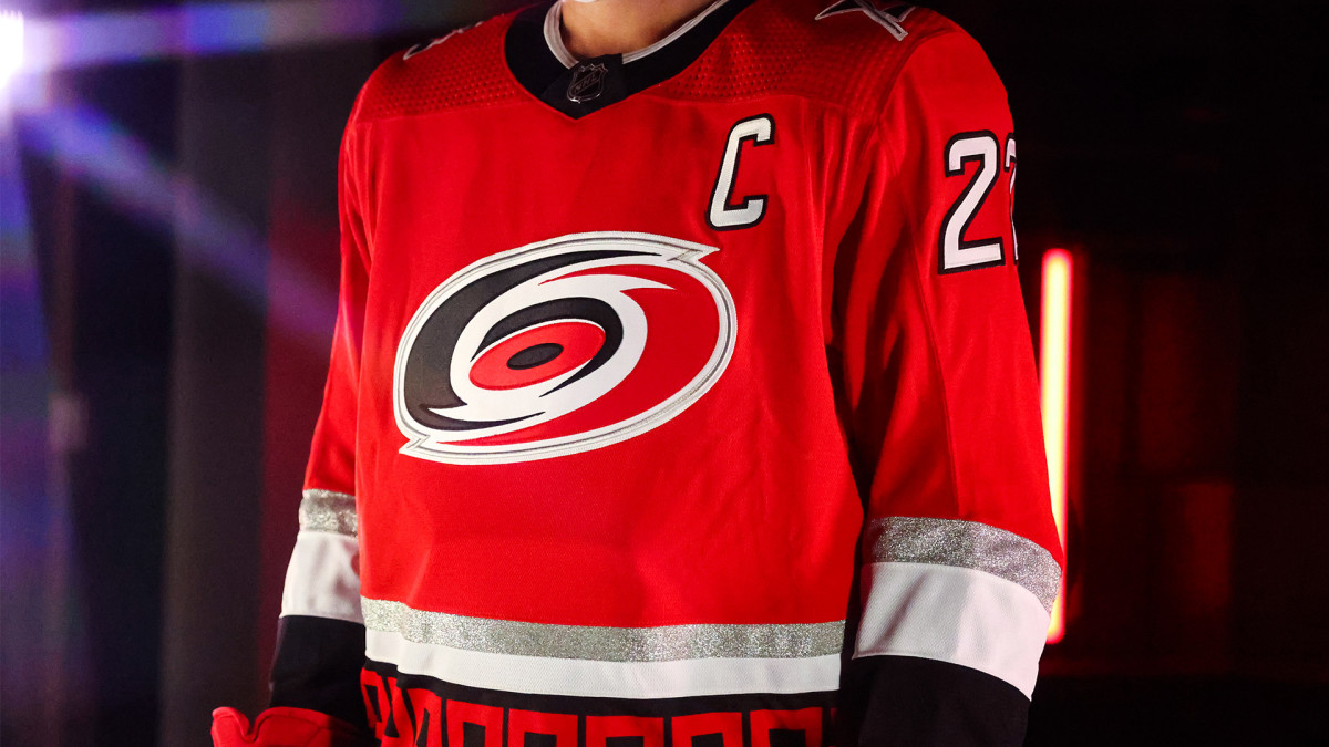 The Carolina Hurricanes unveiled their alternate jersey for their 25th  anniversary season. 🌪 What do you think of them?🤔 📸: @canes