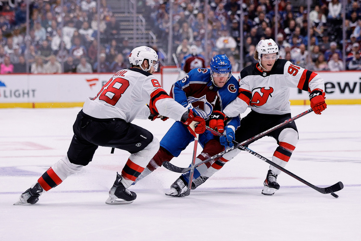 New jersey devils hotsell colorado avalanche