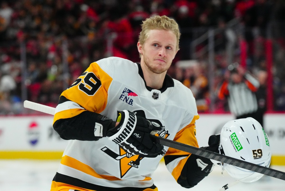 Pittsburgh Penguins Lose Jake Guentzel to Injury The Hockey News