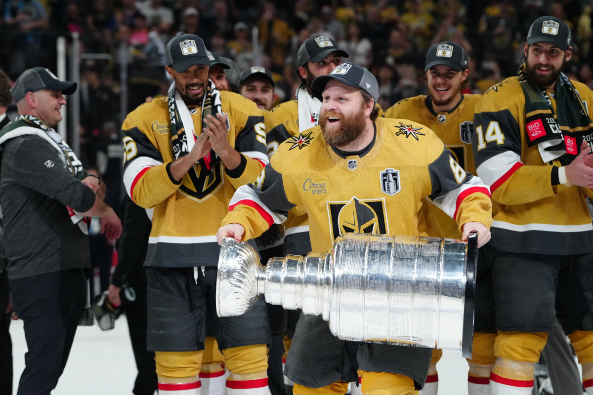 Vancouver Canucks Elect Not To Sign Phil Kessel For Remainder Of The Season - The Hockey News Vancouver Canucks News, Analysis and More