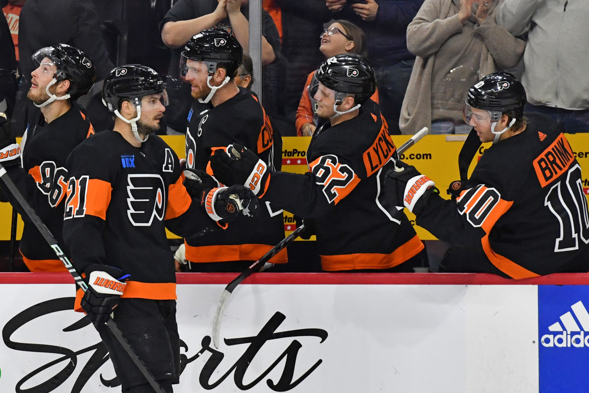 Holding Onto Scott Laughton Was The Right Move For The Flyers - The ...