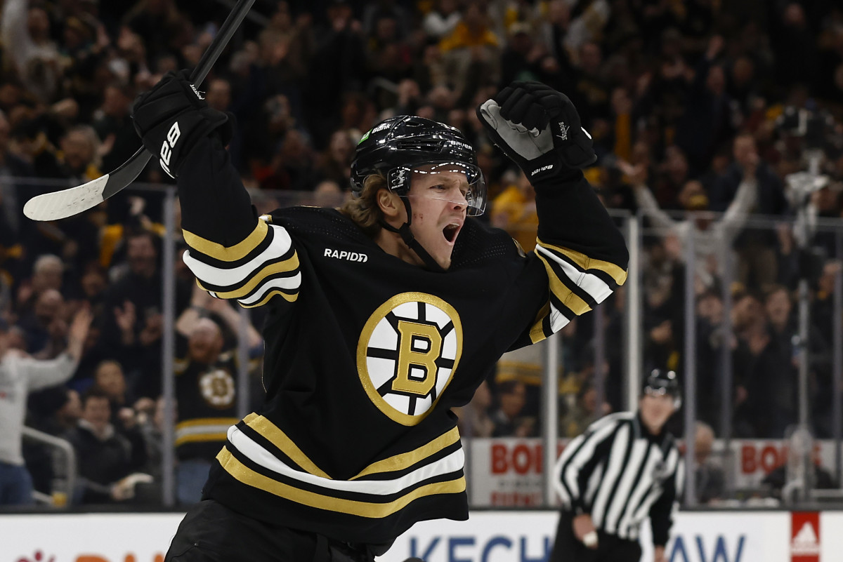 Battle At Center Jesper Boqvist Or Johnny Beecher? Boston Bruins