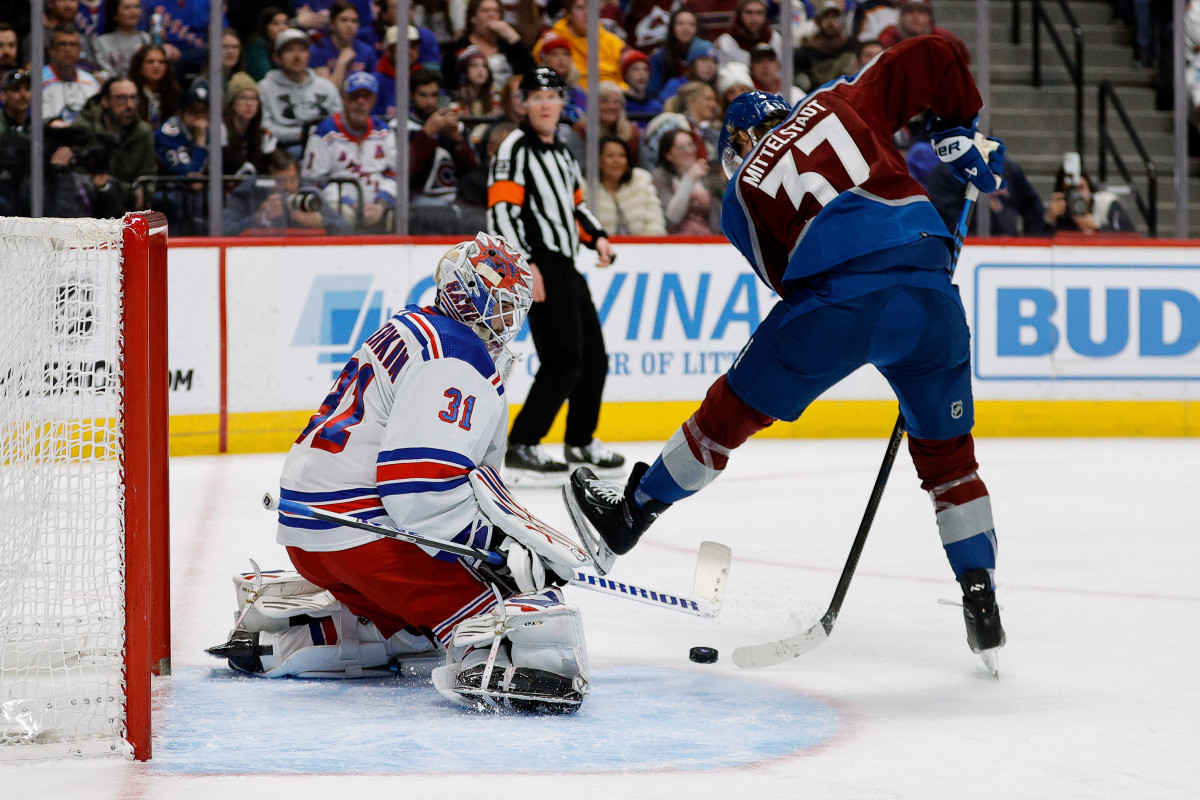 Rangers Skate Past Avalanche 3 2 In A Shootout End Nathan