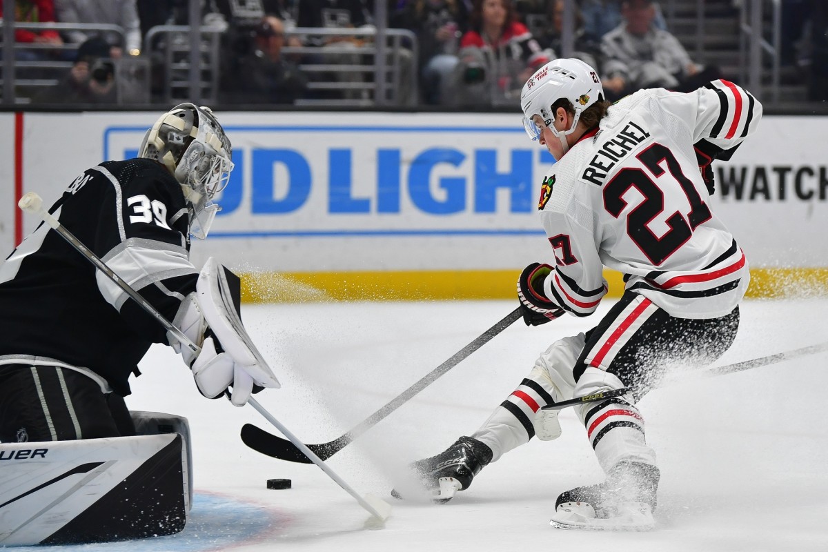 Reichel Re-Signs With Blackhawks, Heading to IIHF World ...