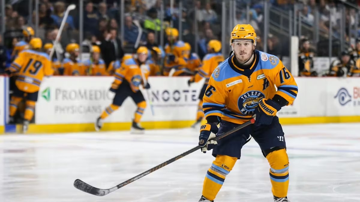 ECHL: Toledo Walleye Keep Historic Win Streak Alive With Overtime Winner In  Game 1 - The ECHL News, Analysis and More