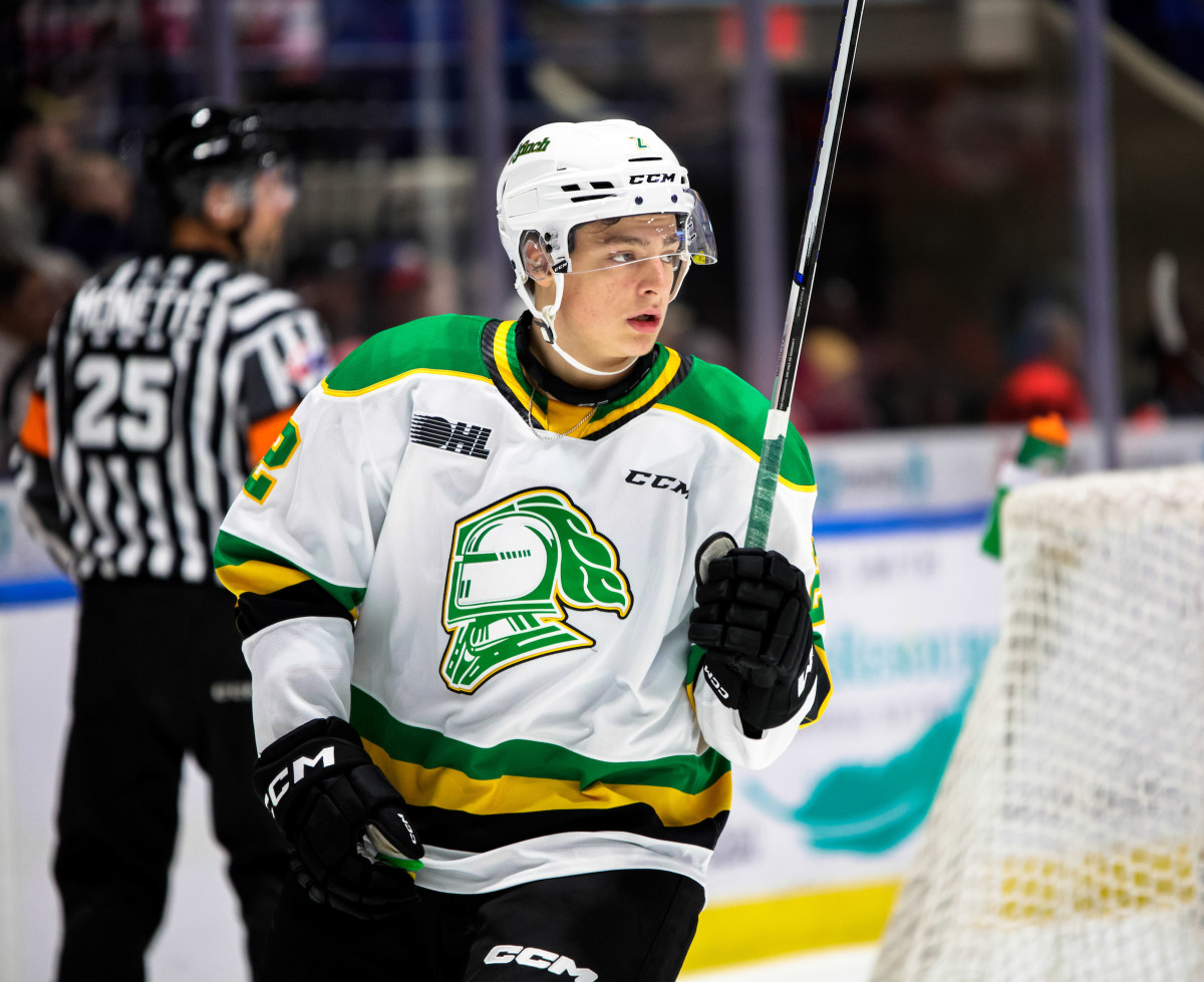 Henry Brzustewicz Plays Hero & the London Knights Come Back From Down Four  Goals to Win 7-6 in Overtime Against the Oshawa Generals - The Hockey News  Ontario Hockey League