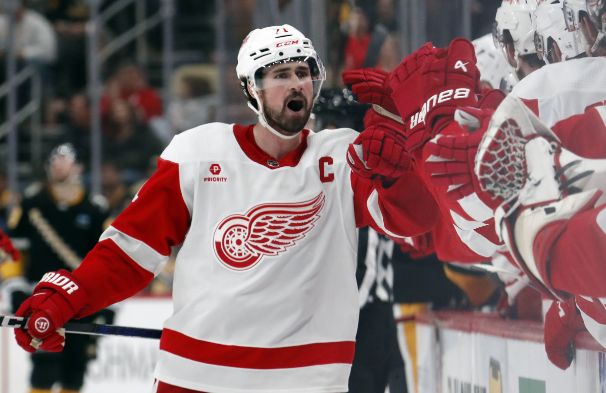 Red Wings Offseason Injury Report: Yzerman Gives Update On Larkin ...