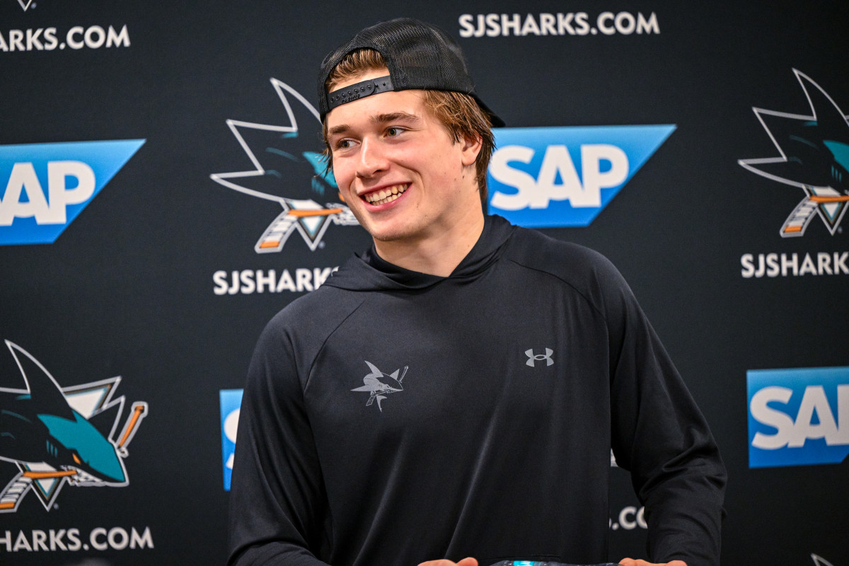 BREAKING: Sharks Get Their Centerpiece; Macklin Celebrini Signs Entry ...