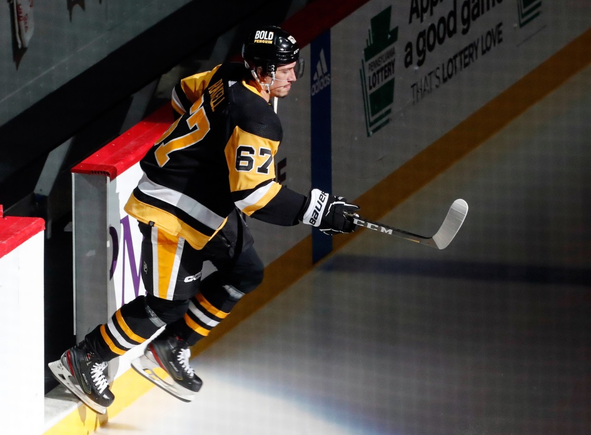 Penguins' stars steal the spotlight as the team rolls in Rickard Rakell's  debut