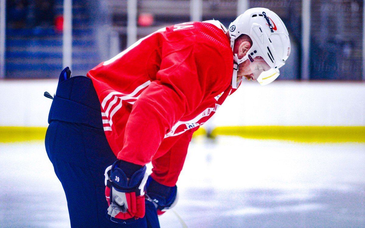 Video shows hockey player getting kicked in face with skate