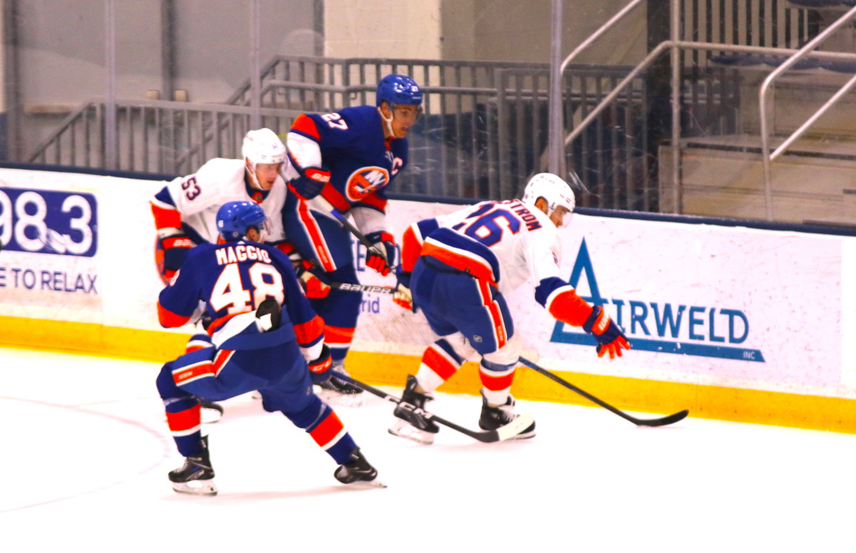 New York Islanders players express excitement and confidence for the  upcoming season - BVM Sports