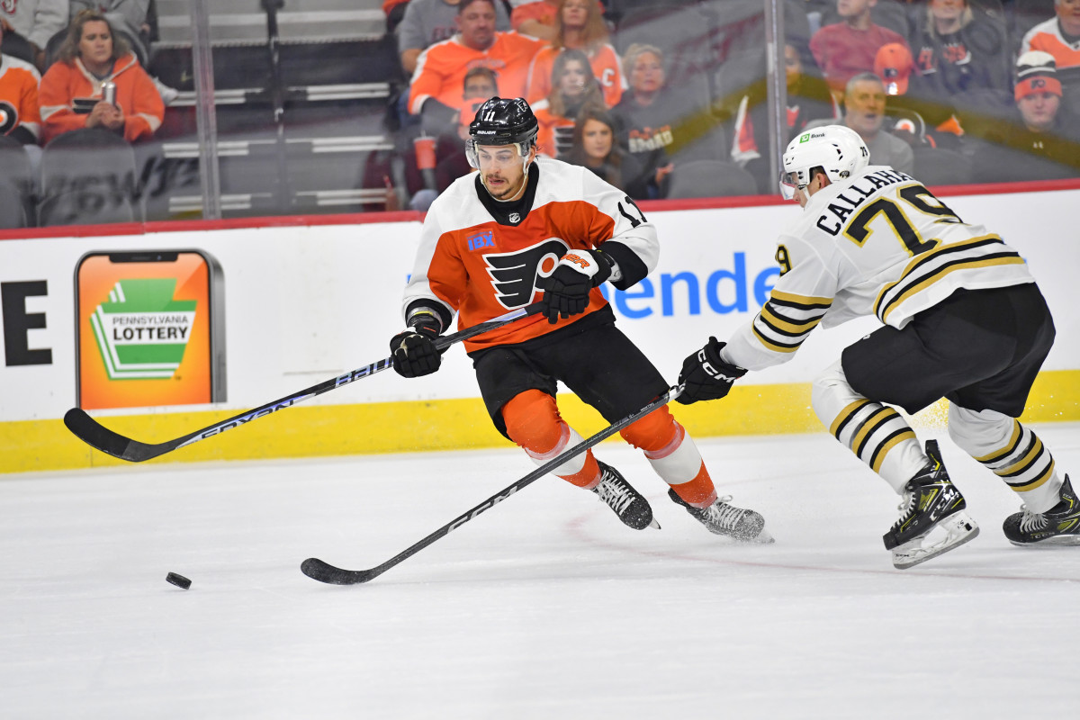 Bruins make history against the Flyers, setting the single-season