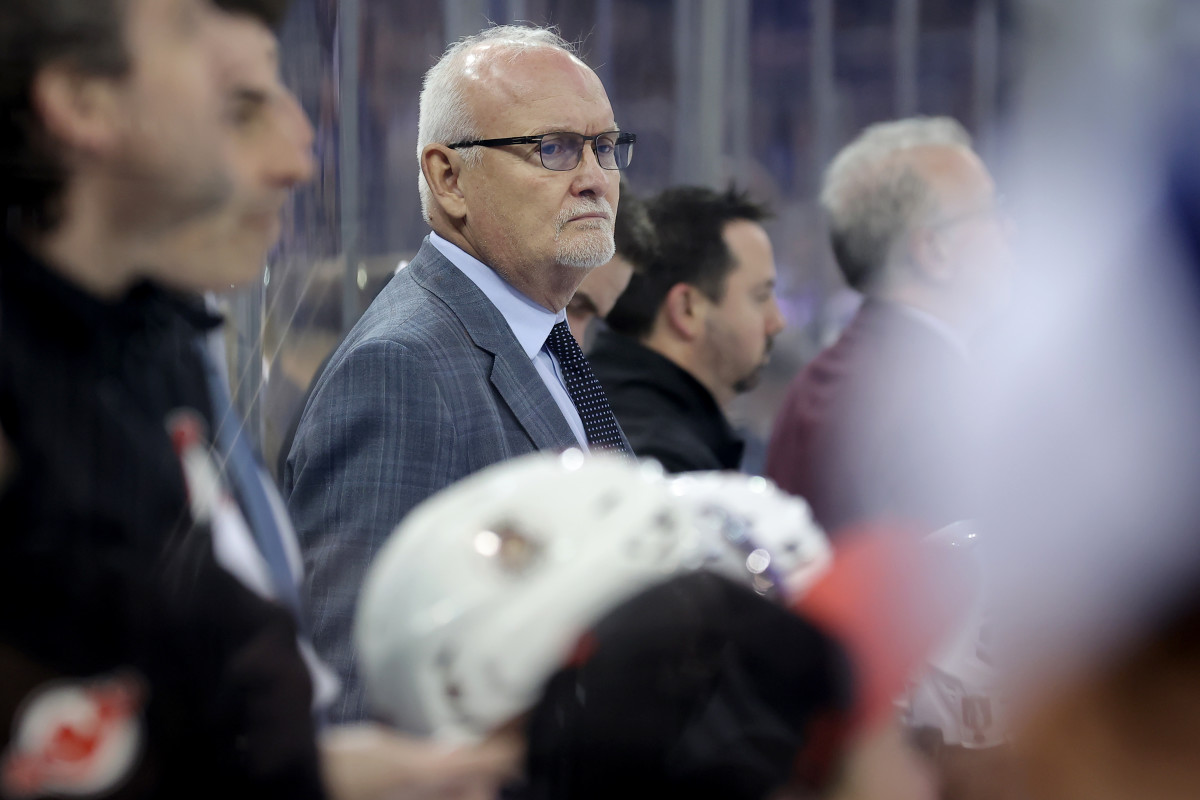New Jersey Devils head coach Lindy Ruff looks on against the
