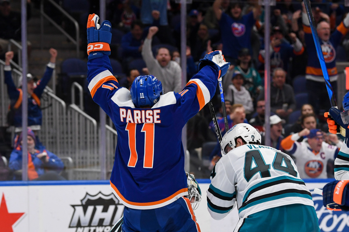 Zach Parise lifts Islanders over Penguins - The Rink Live  Comprehensive  coverage of youth, junior, high school and college hockey