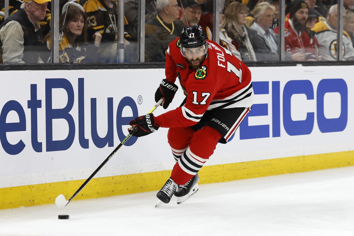 Bedard's play will determine his role with Blackhawks, GM says