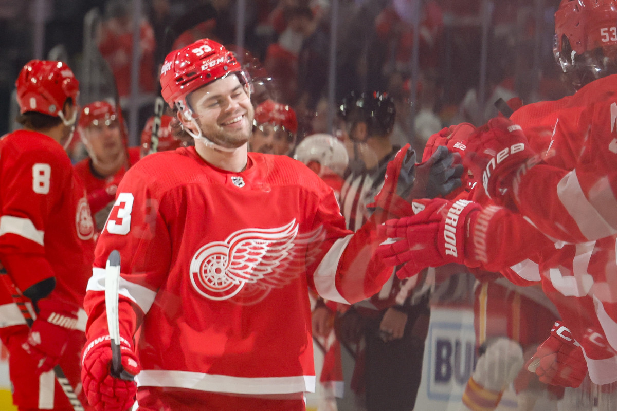 Alex DeBrincat Named NHL's First Star of the Week - The Hockey News ...