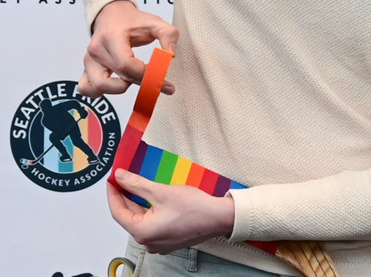 Video Seattle LGBTQ+ Players Share Victory In NHL's "Pride Tape