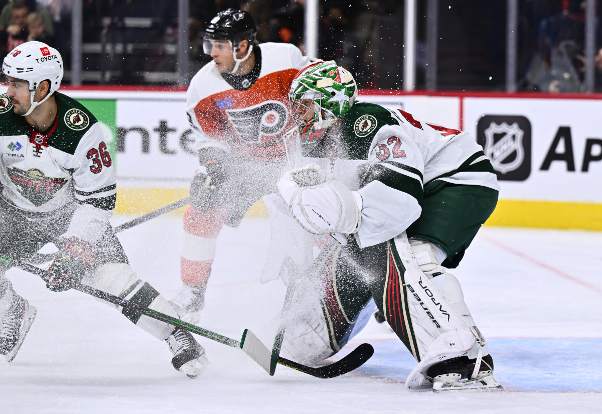 Hockey: Minnesota Wild Road Tour celebrates hockey with a stop in