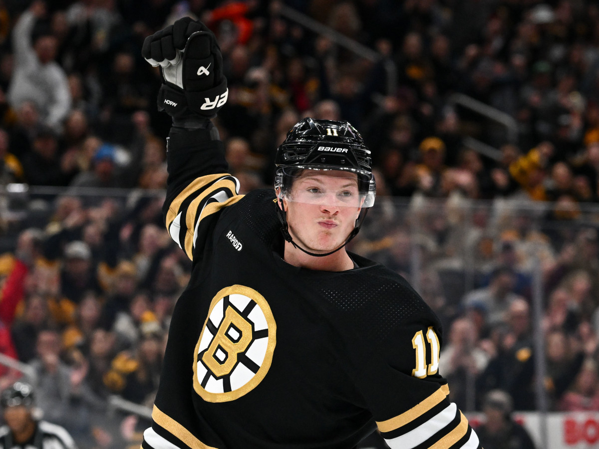 Boston Bruins Take Down New York Islanders, 5-2 - Boston Bruins News ...