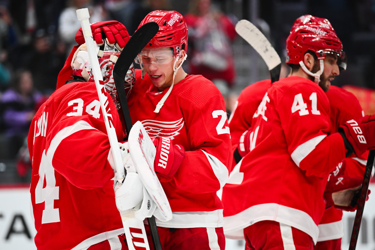 Red Wings 4, Devils 0: "We Play Like That, We Like Our Chances Every Night"  - The Hockey News Detroit Red Wings News, Analysis and More