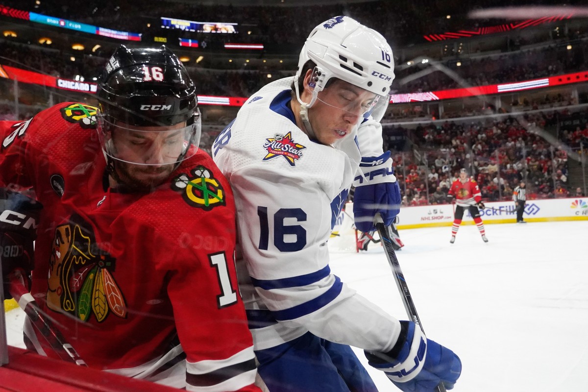 Blackhawks Shut Down Maple Leafs, Auston Matthews Before Bruins Did ...