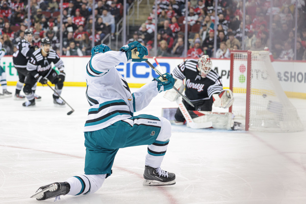 New jersey devils on sale san jose sharks