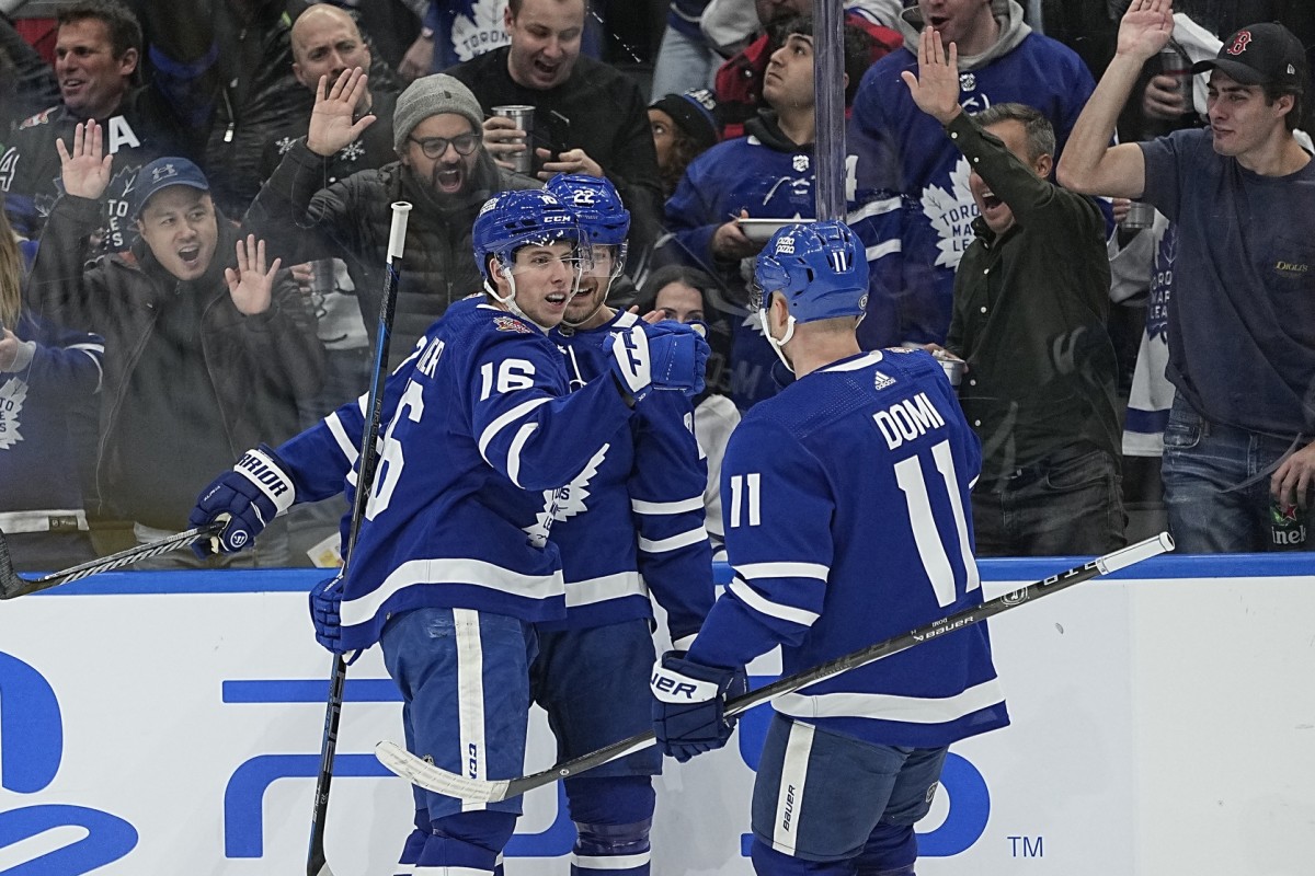 Toronto Maple Leafs Fans Taunt Pittsburgh Penguins President During ...