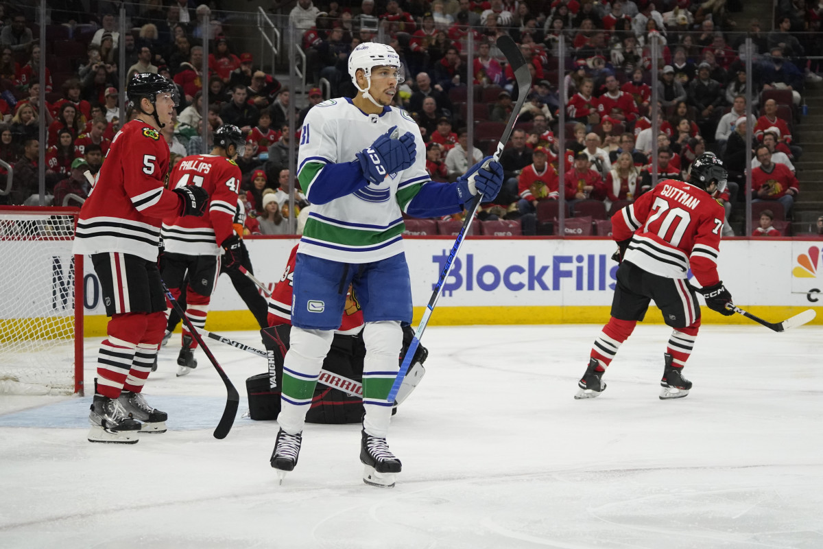 Canucks Extend Point Streak To Six Games With Win Over Blackhawks The