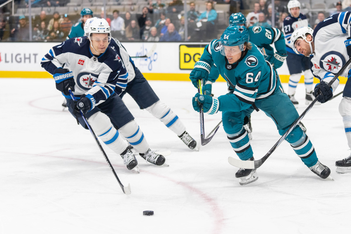 Sharks Lose 10th In A Row; Jets Win 2-1 As Vilardi Scores GWG - The ...